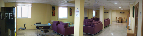 Salón Social, TV-Video, juegos para niños y conexión a internet Wifi gratuita.